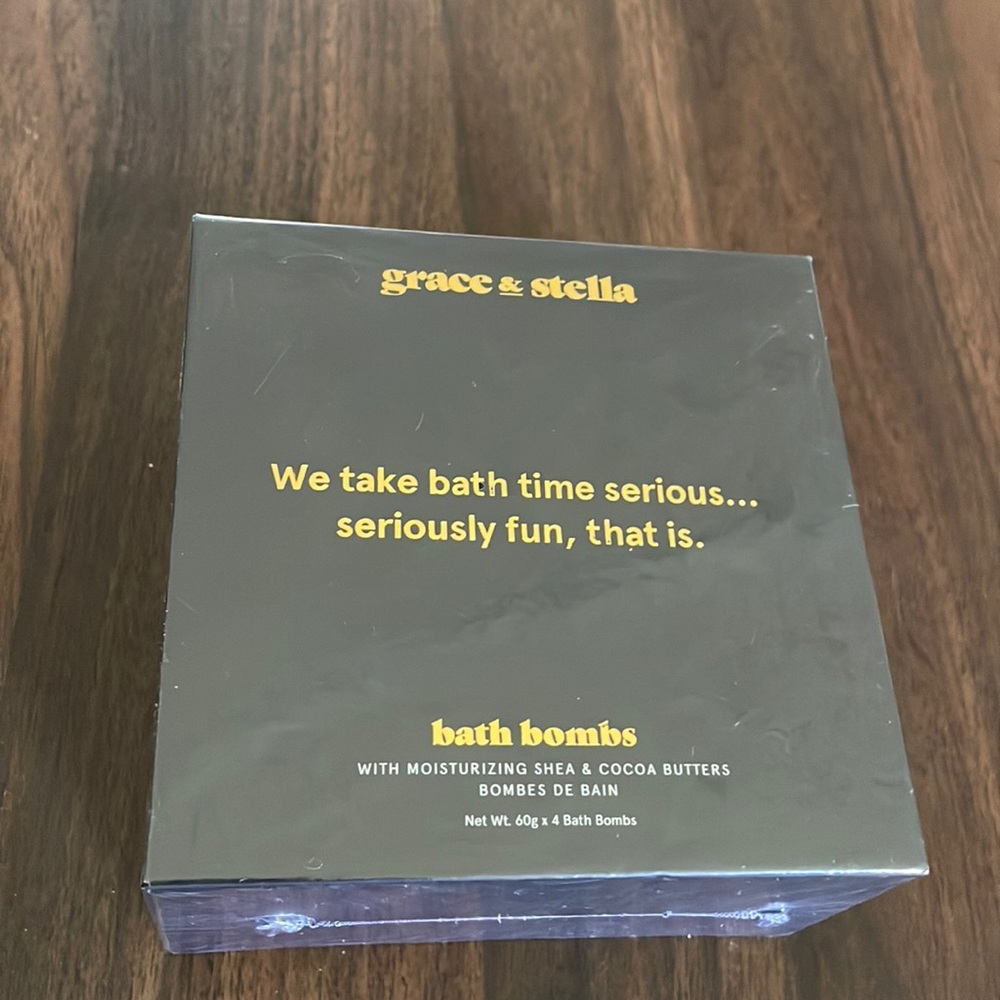 Grace & Stella 4 Bath Bomb Box NIB